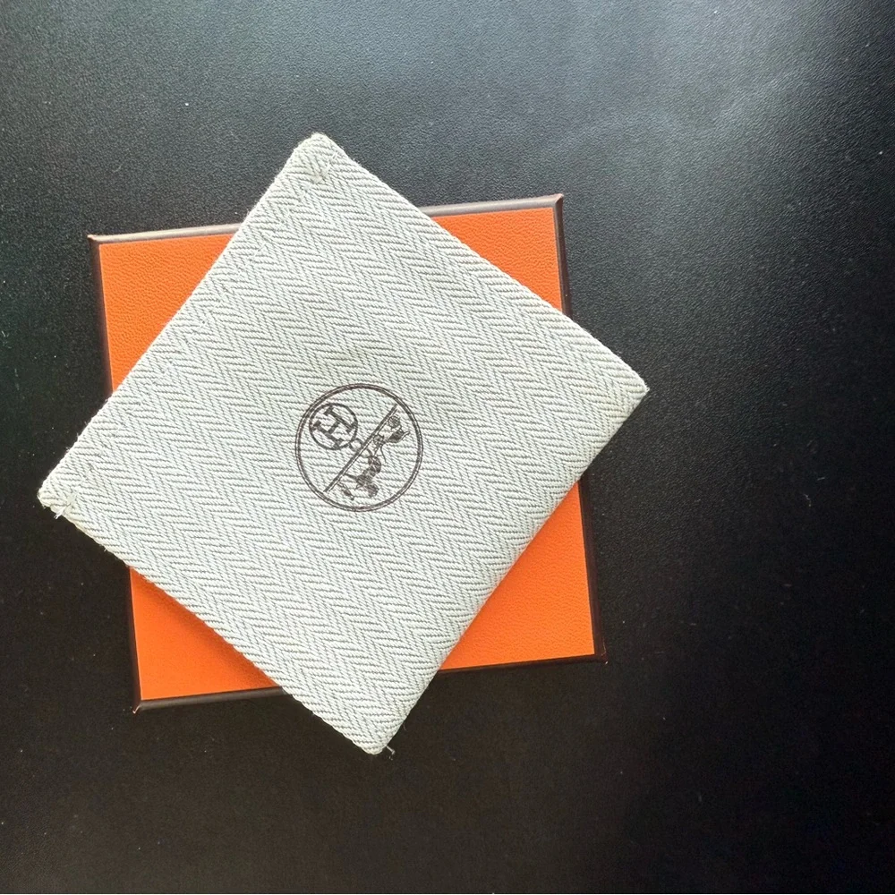 Hermes Black and Uni Gold and Black Bangle - Picture 2 of 8